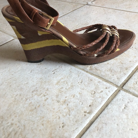 Shoes - Picture 3 of 3